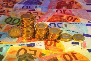 1999元,雷蛇发布幻影战狼V2专业版游戏手柄